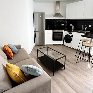  Apartment Modern Centre Two Bedroom Windsor - Grand House Gibraltar